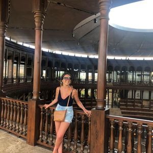 Meet your Posher, Fatima